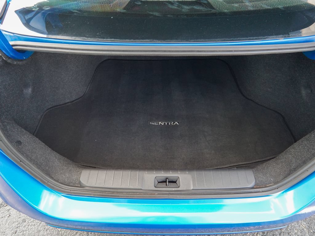 Used 2020 Nissan Sentra SV FWD image 10