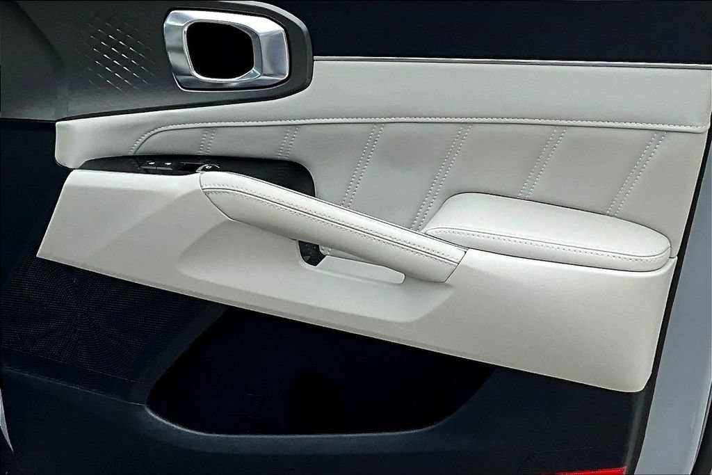 Certified 2023 Kia Sorento SX AWD/4WD image 27
