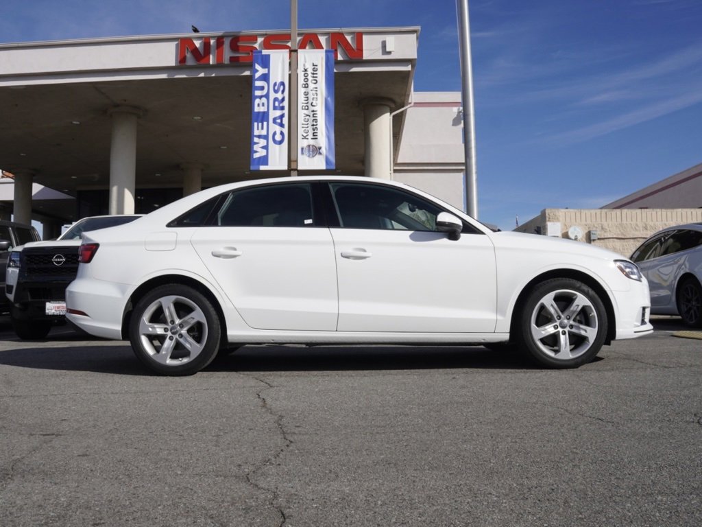Used 2017 Audi A3 2.0T Premium w/ Convenience Package image 3