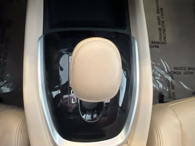 Used 2015 Nissan Rogue SL w/ SL Premium Package FWD image 28