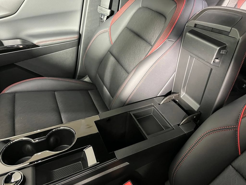 New 2027 Chevrolet Equinox RS w/ Convenience Package III FWD image 21