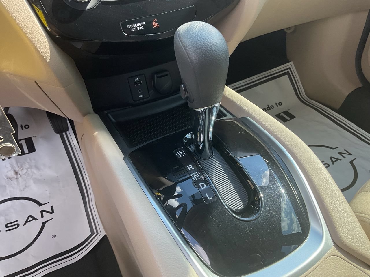 Used 2016 Nissan Rogue S w/ Appearance Package FWD image 17