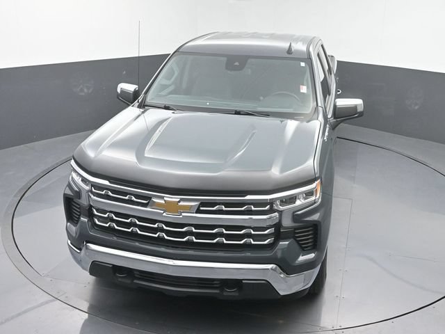 Used 2025 Chevrolet Silverado 1500 LT AWD/4WD image 34