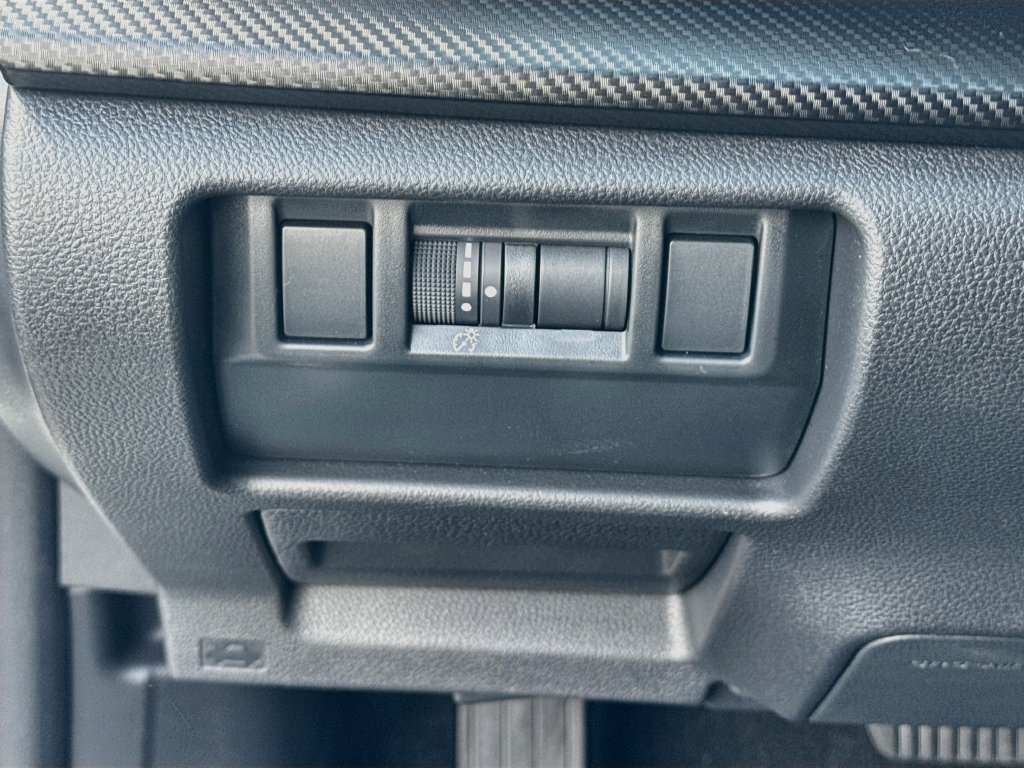 Certified 2025 Subaru Crosstrek 2.0i AWD/4WD image 6