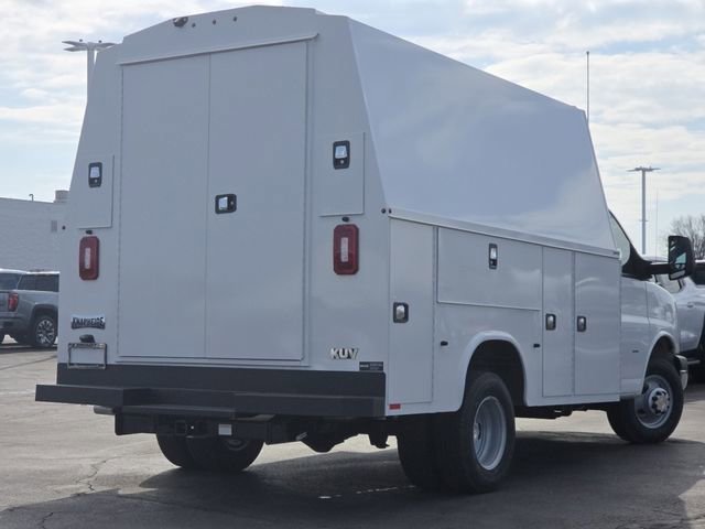 New 2025 Chevrolet Express 3500 w/ Power Convenience Package RWD image 17