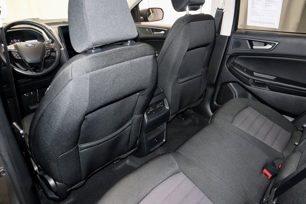 Certified 2023 Ford Edge SE image 21