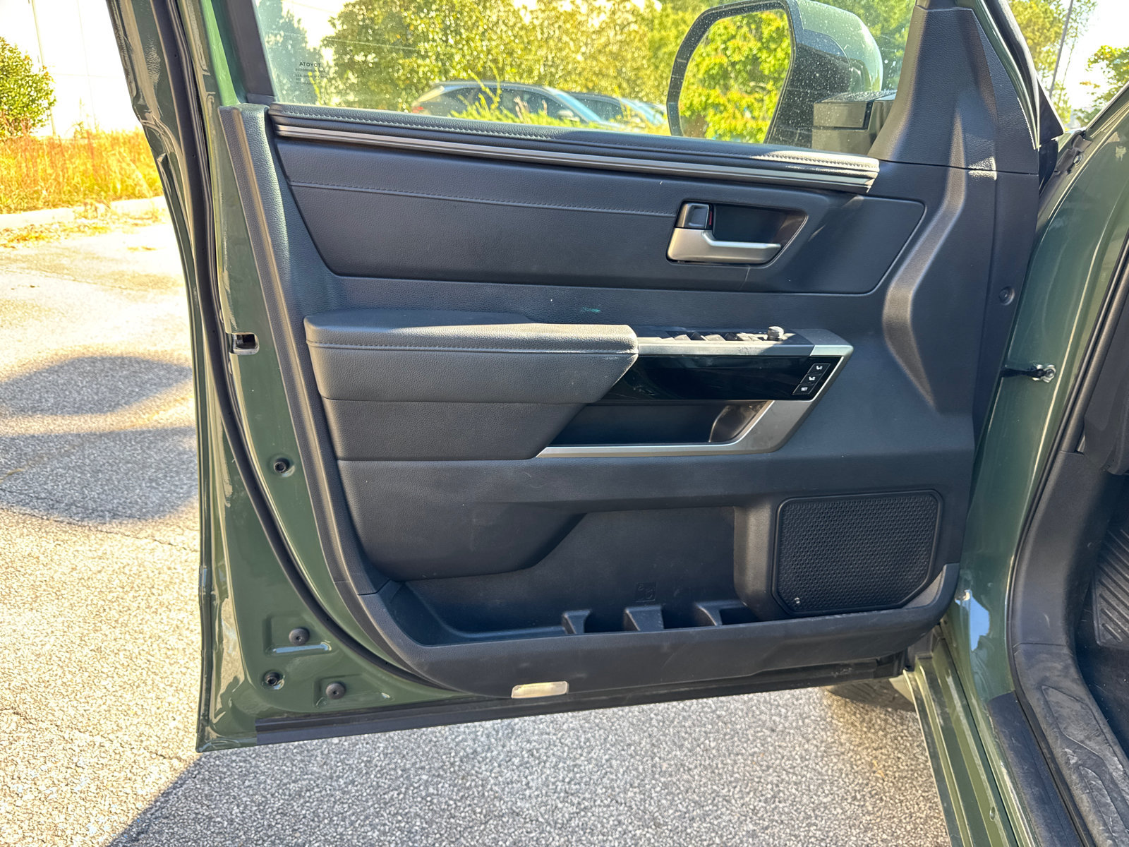 Used 2022 Toyota Tundra Limited RWD image 10
