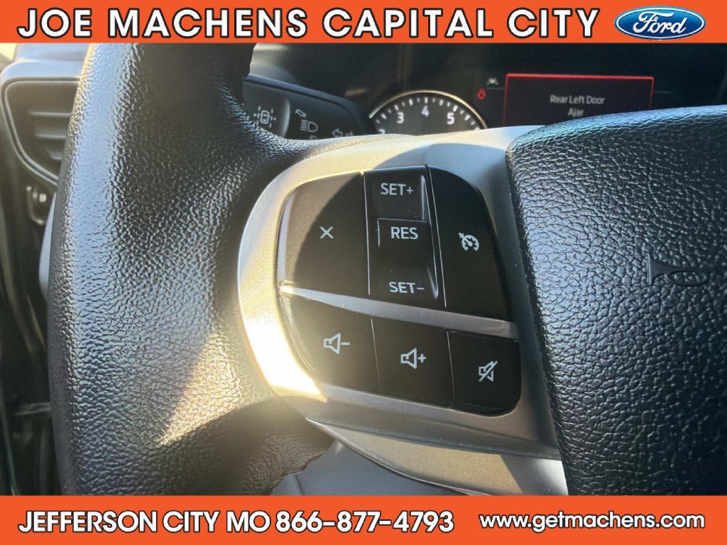 Used 2023 Ford Explorer XLT w/ Class IV Trailer Tow Package AWD/4WD image 28