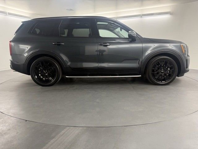 Used 2022 Kia Telluride SX w/ SX Prestige Package image 9
