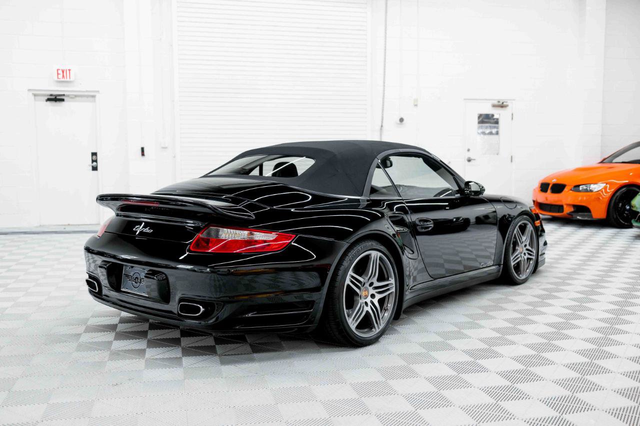 Used 2008 Porsche 911 Turbo AWD/4WD image 16