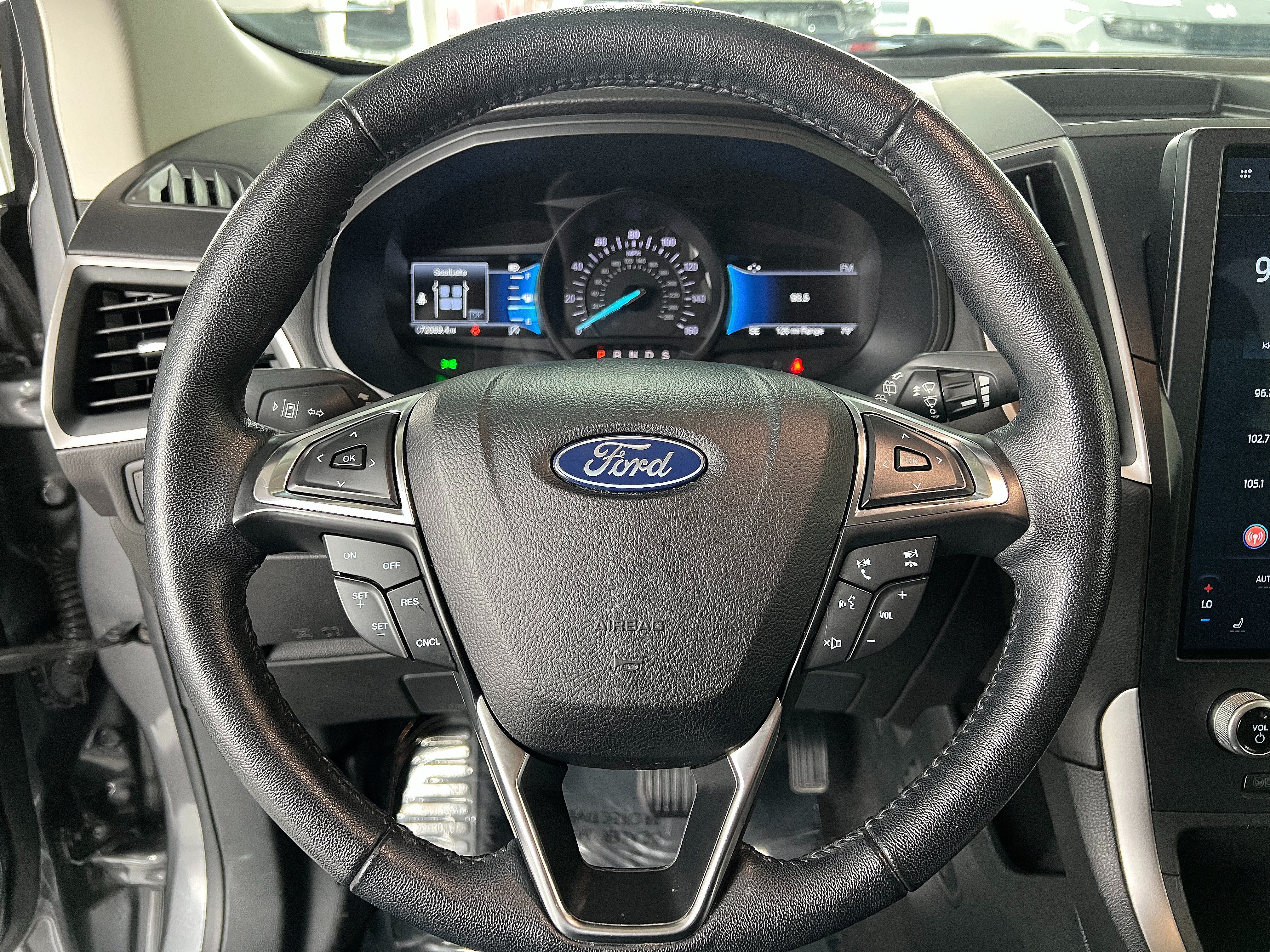 Used 2022 Ford Edge SEL AWD/4WD image 12