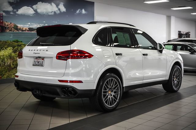 Used 2017 Porsche Cayenne Platinum Edition AWD/4WD image 5