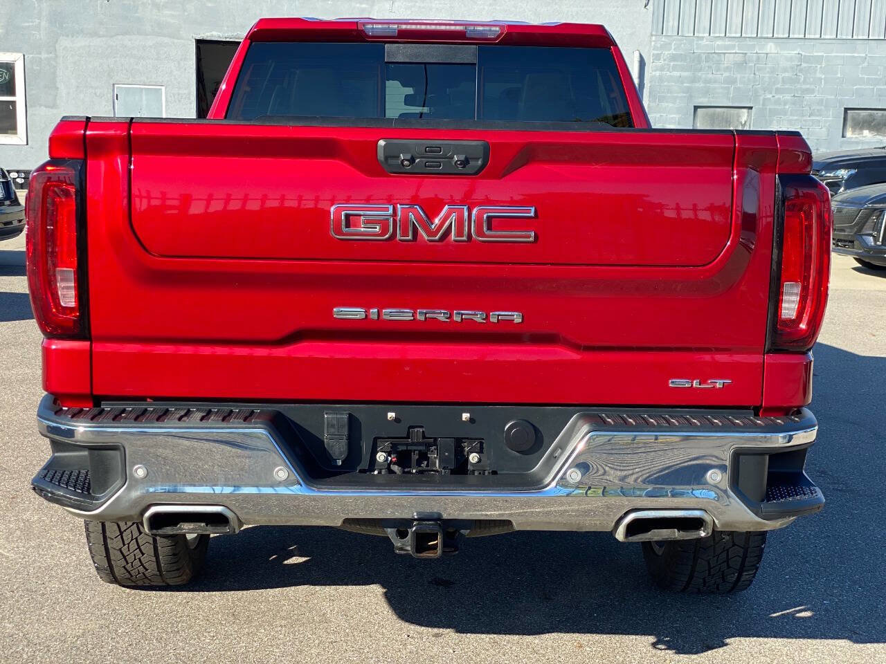 Used 2023 GMC Sierra 1500 SLT w/ SLT Premium Plus Package image 4