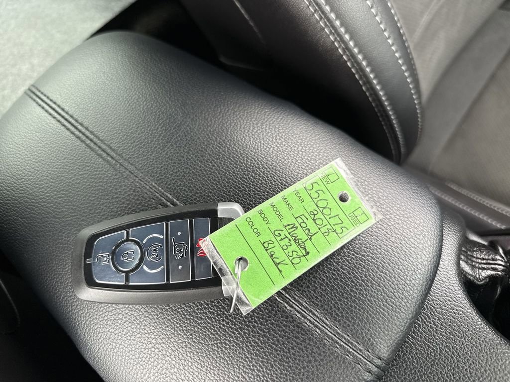 Used 2018 Ford Mustang Shelby GT350 w/ Convenience Package image 27