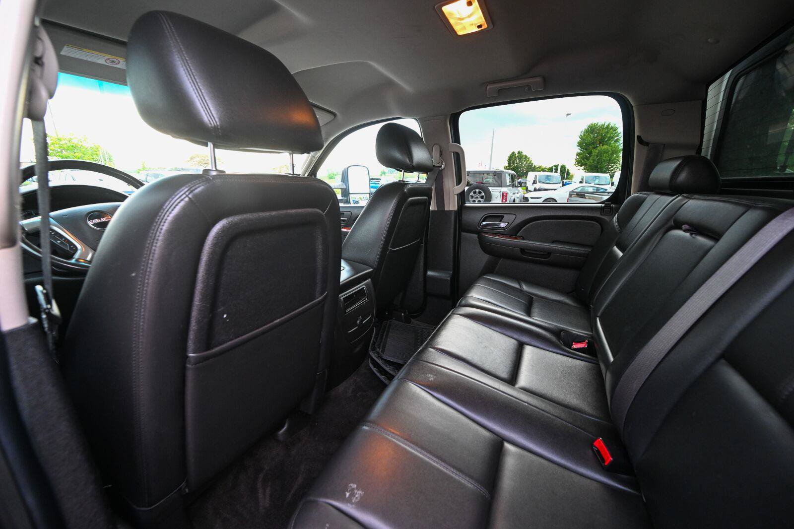 Used 2013 GMC Sierra 2500 SLT w/ SLT Convenience Package AWD/4WD image 19