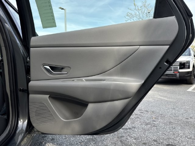 New 2026 Hyundai Elantra SEL Sport Premium FWD image 18