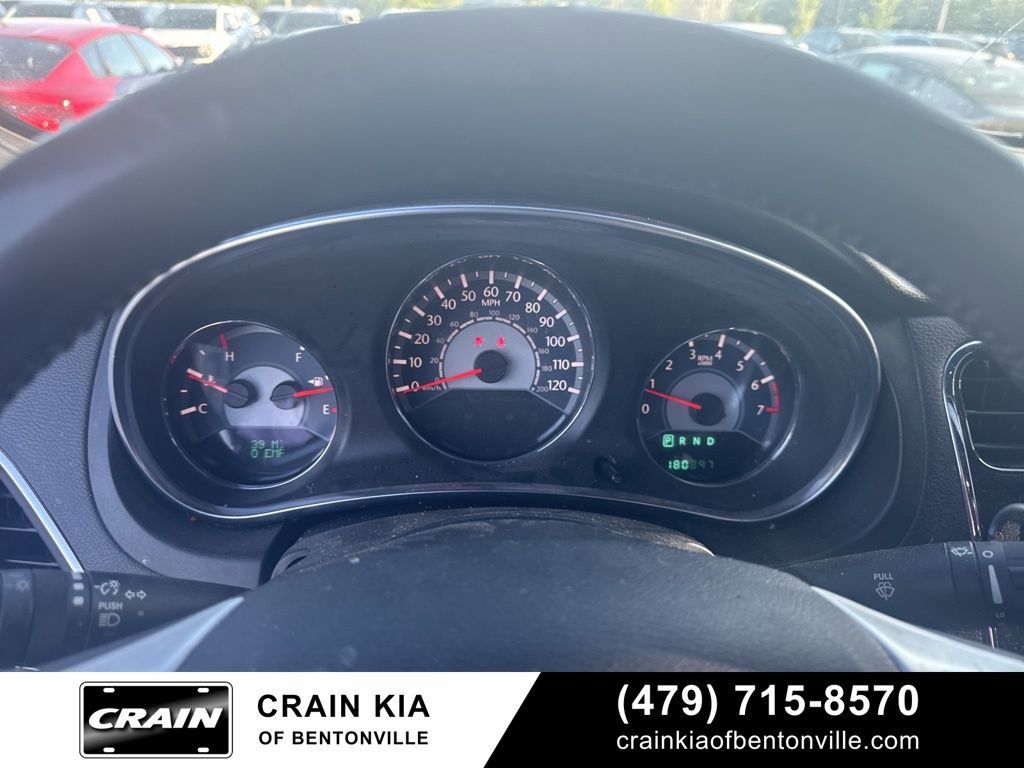 Used 2013 Chrysler 200 Touring FWD image 28