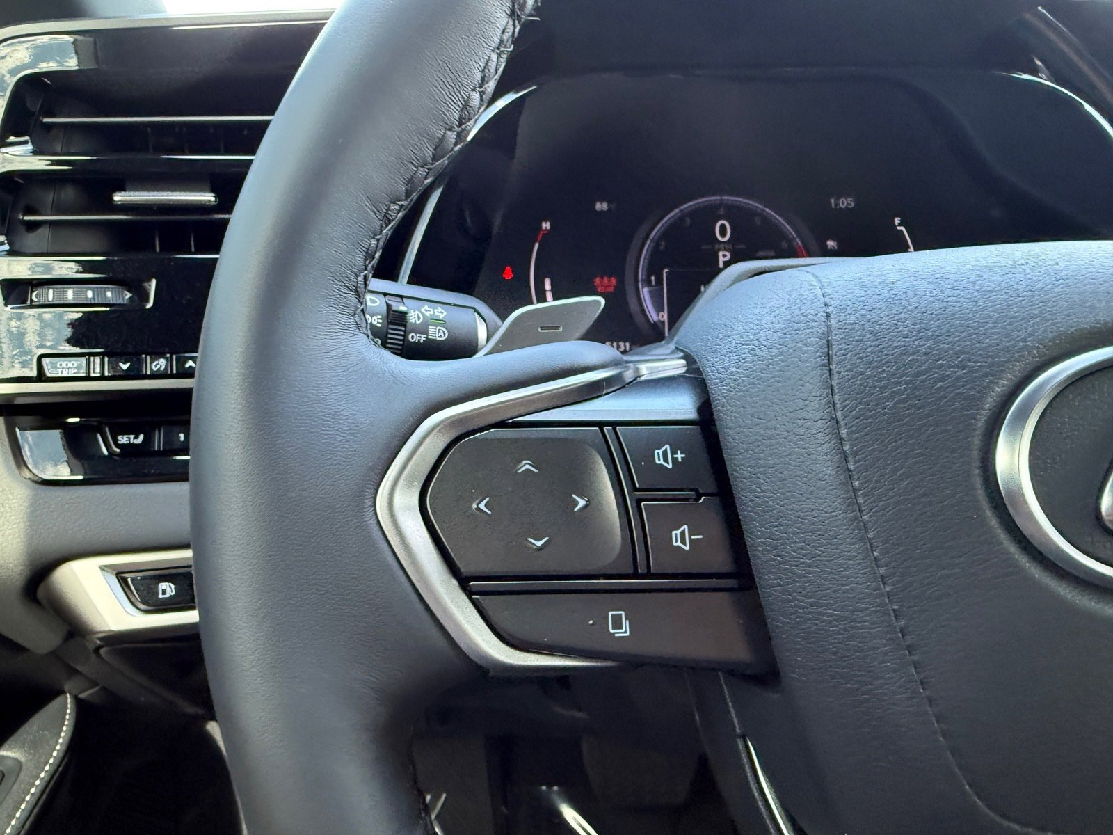 Used 2024 Lexus RX 350 FWD image 26