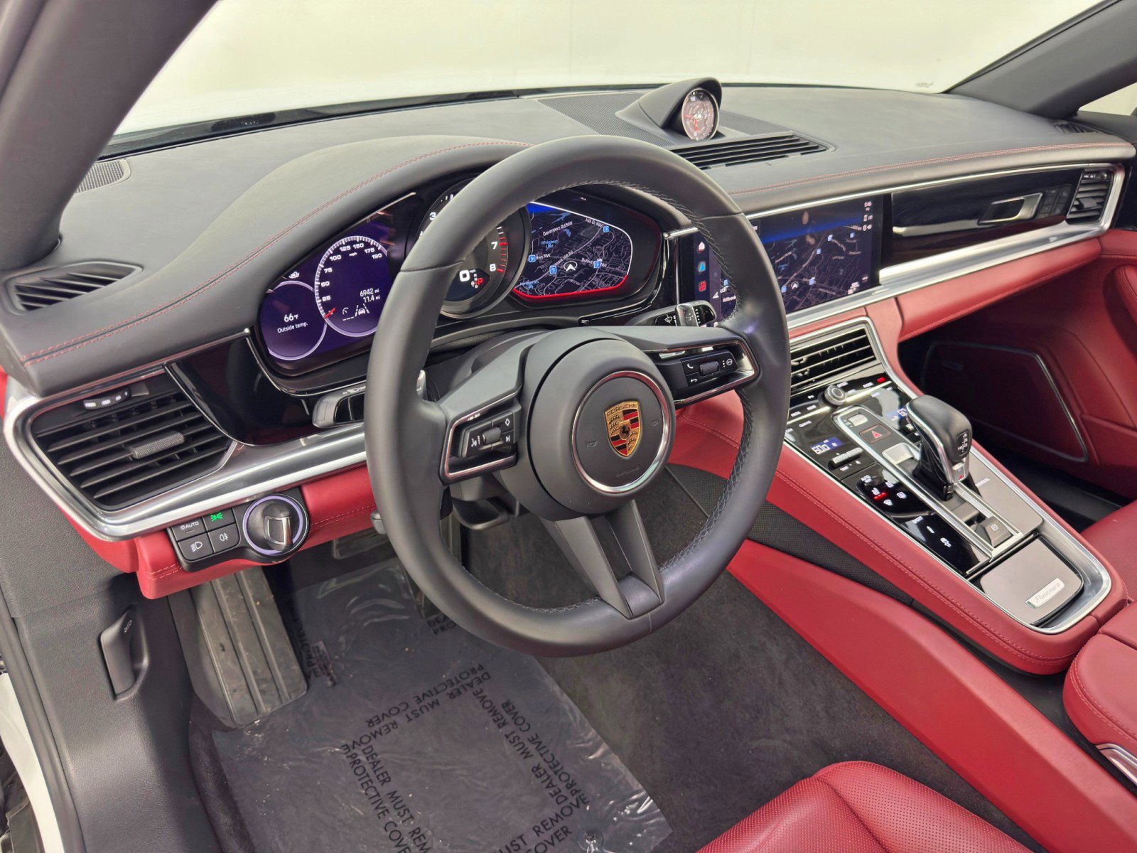 Used 2023 Porsche Panamera Platinum Edition w/ Smoking Package image 14