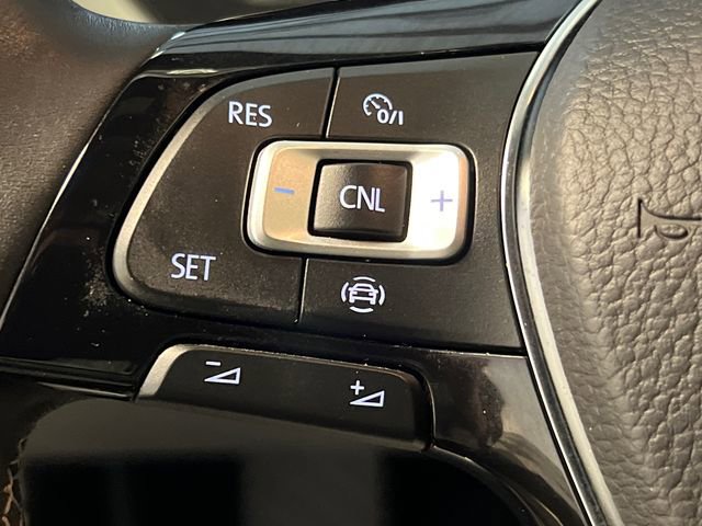 Certified 2020 Volkswagen Jetta R-Line FWD image 20