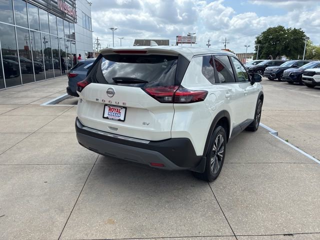 Used 2023 Nissan Rogue SV image 7