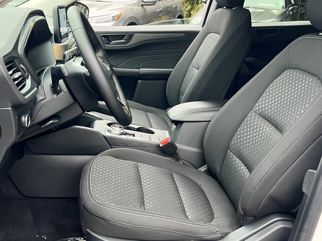 New 2026 Ford Escape Active w/ Cold Weather Package AWD/4WD image 15