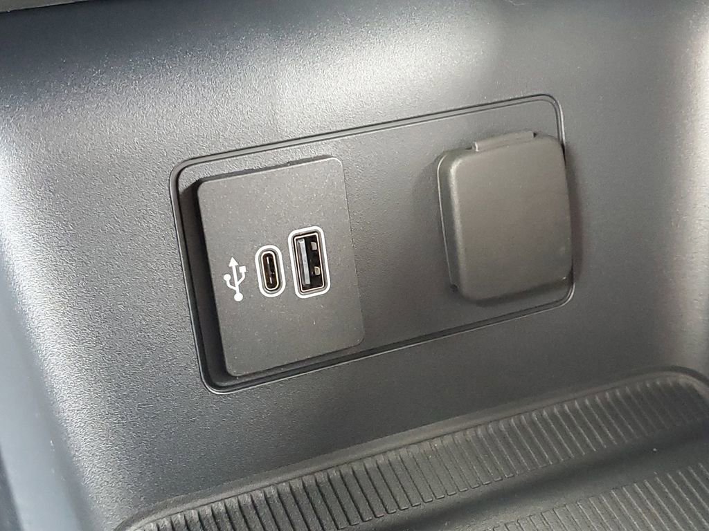 New 2026 Ford Explorer Active AWD/4WD image 19