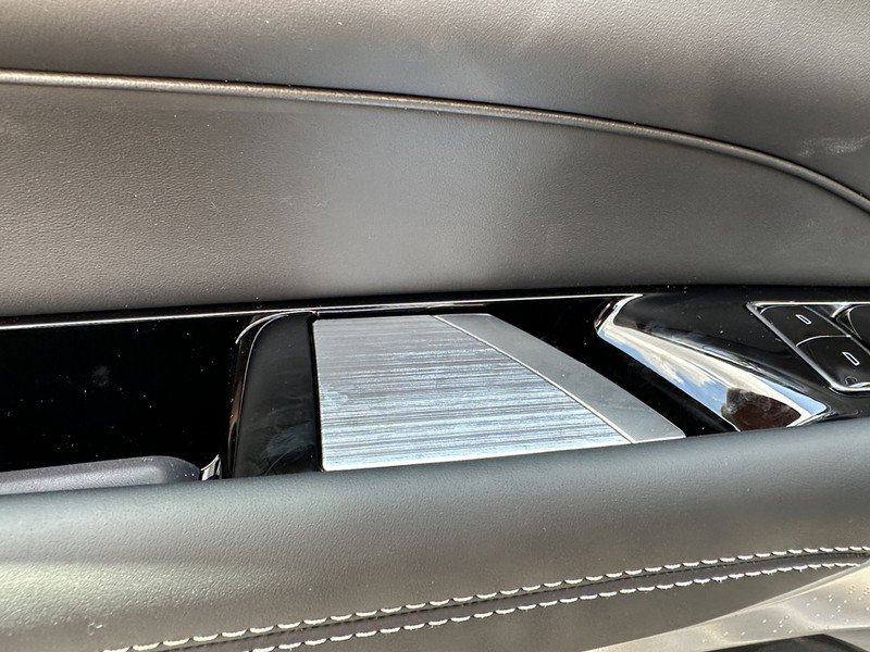 New 2026 Cadillac Lyriq V image 19