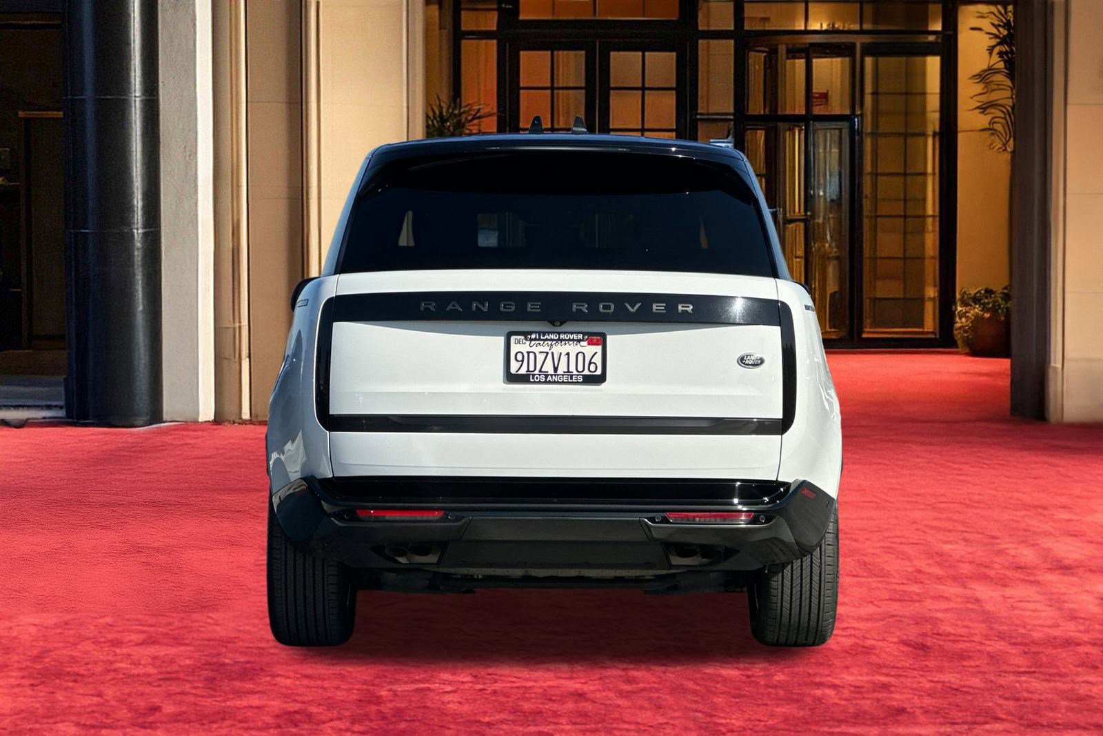 Used 2023 Land Rover Range Rover SE image 11