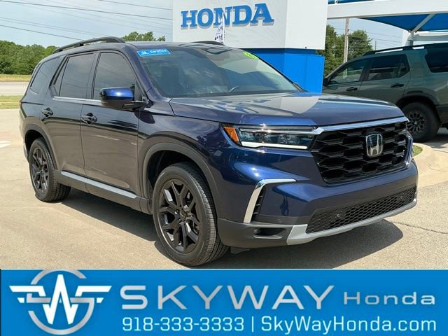 Certified 2025 Honda Pilot Touring