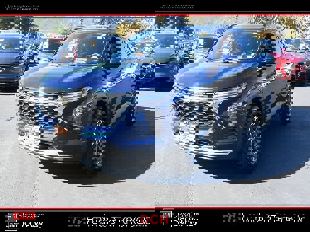 Used 2024 Chevrolet Trax LT w/ Sunroof Package image 1