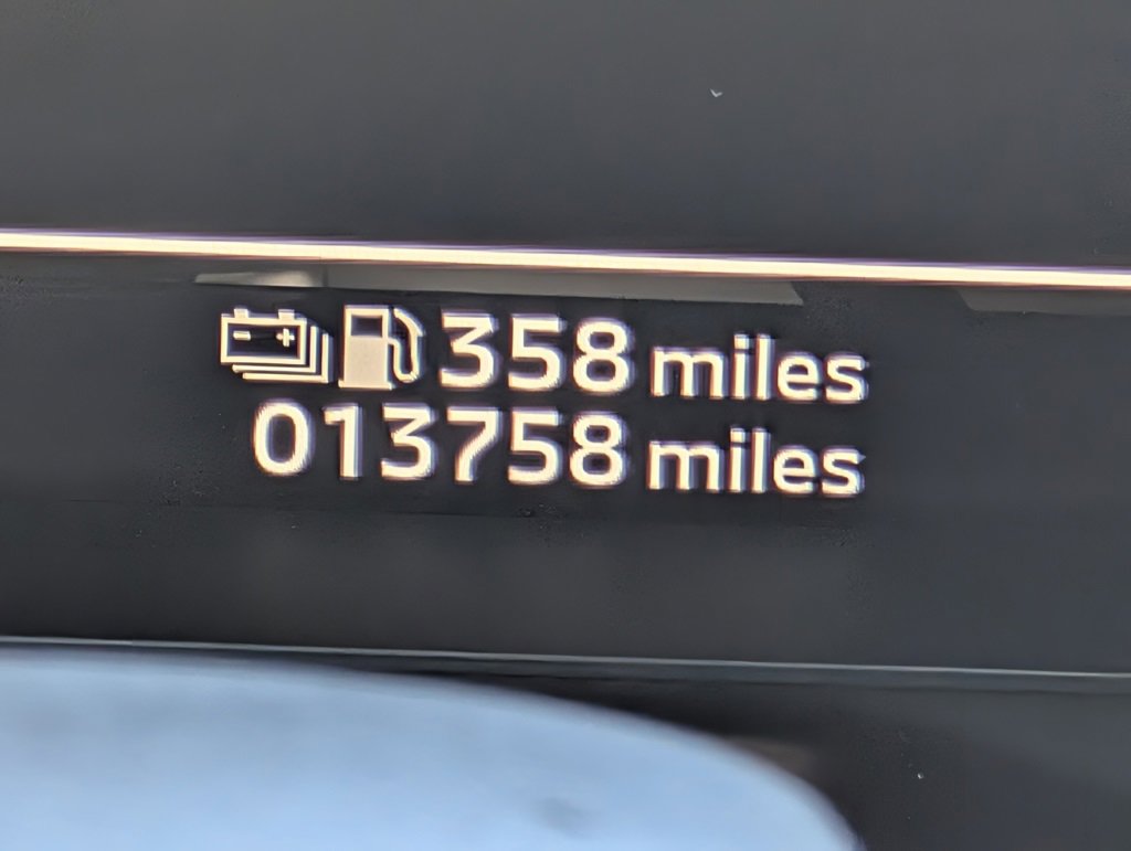 Used 2024 Mitsubishi Outlander Ralliart image 17