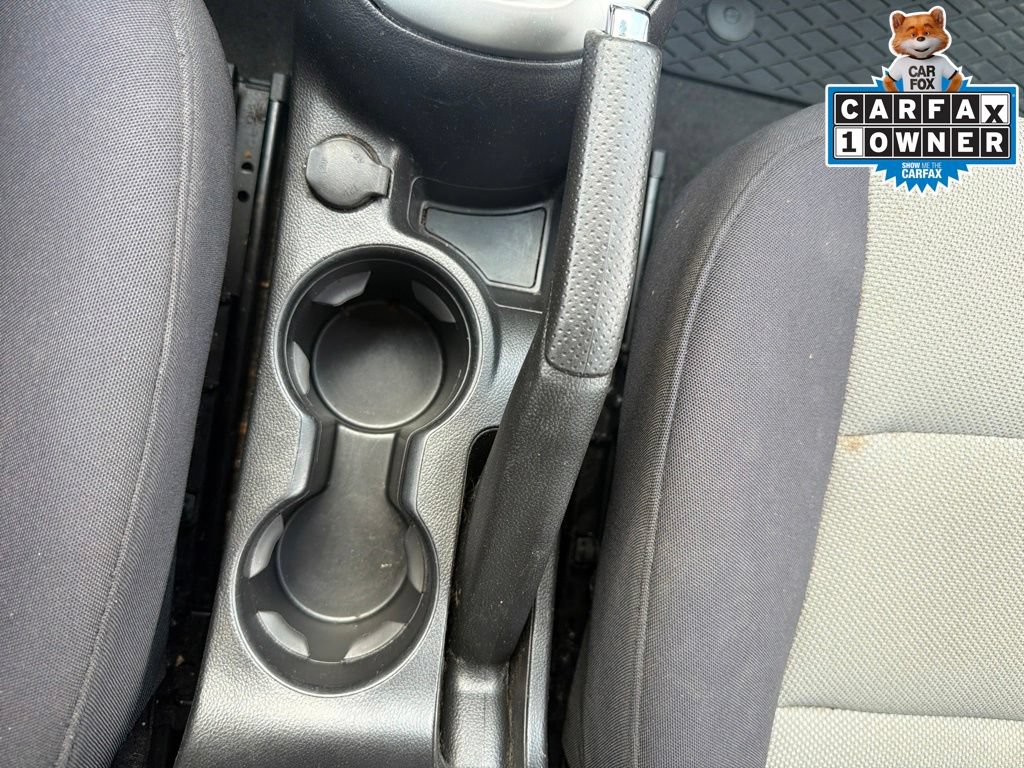Used 2014 Chevrolet Cruze LS FWD image 31