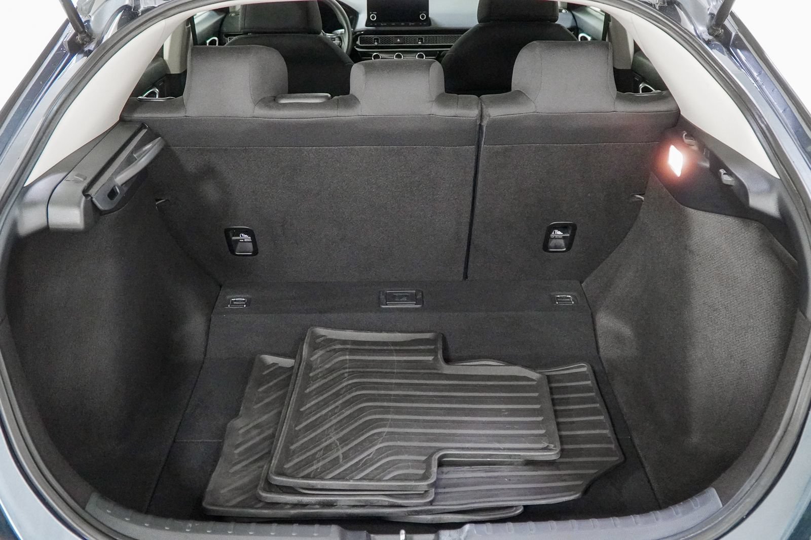 Used 2023 Honda Civic LX image 10