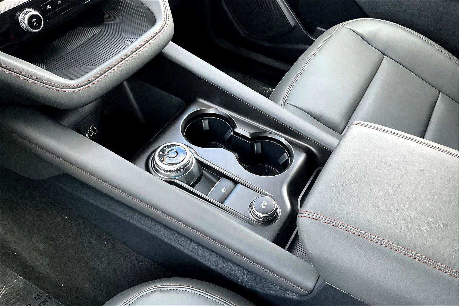 New 2026 Ford Explorer Active image 12