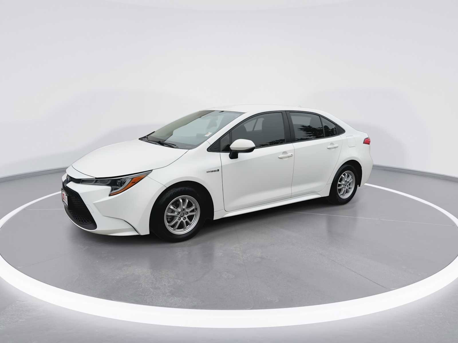 Certified 2021 Toyota Corolla LE FWD image 4