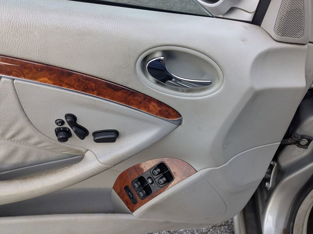 Used 2004 Mercedes-Benz CLK 500 Cabriolet image 13