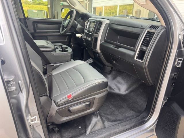Used 2024 RAM 1500 Tradesman w/ Chrome Appearance Group RWD image 14