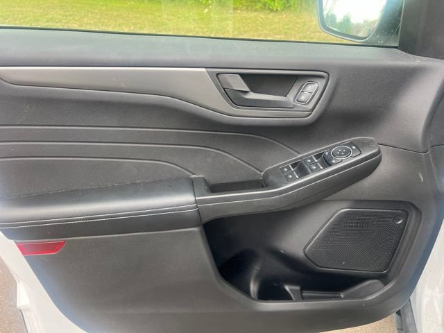 Used 2023 Ford Escape Active AWD/4WD image 17
