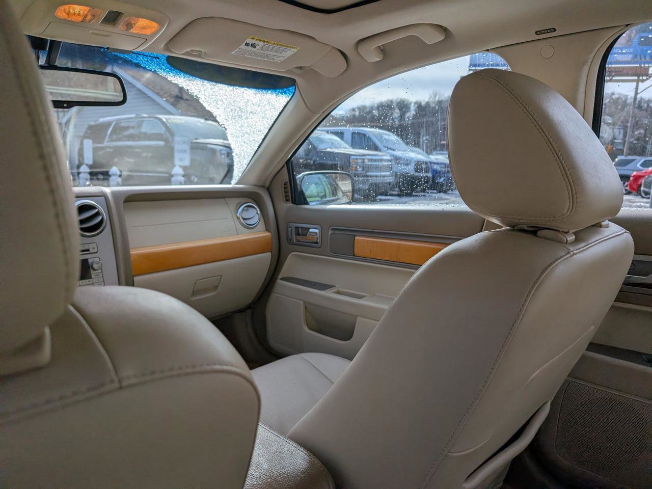 Used 2009 Lincoln MKZ image 17