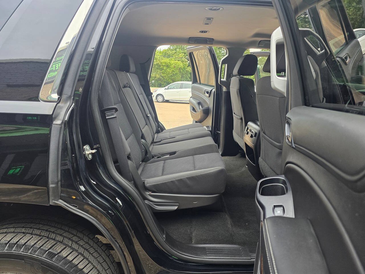 Used 2018 Chevrolet Tahoe LS RWD image 23