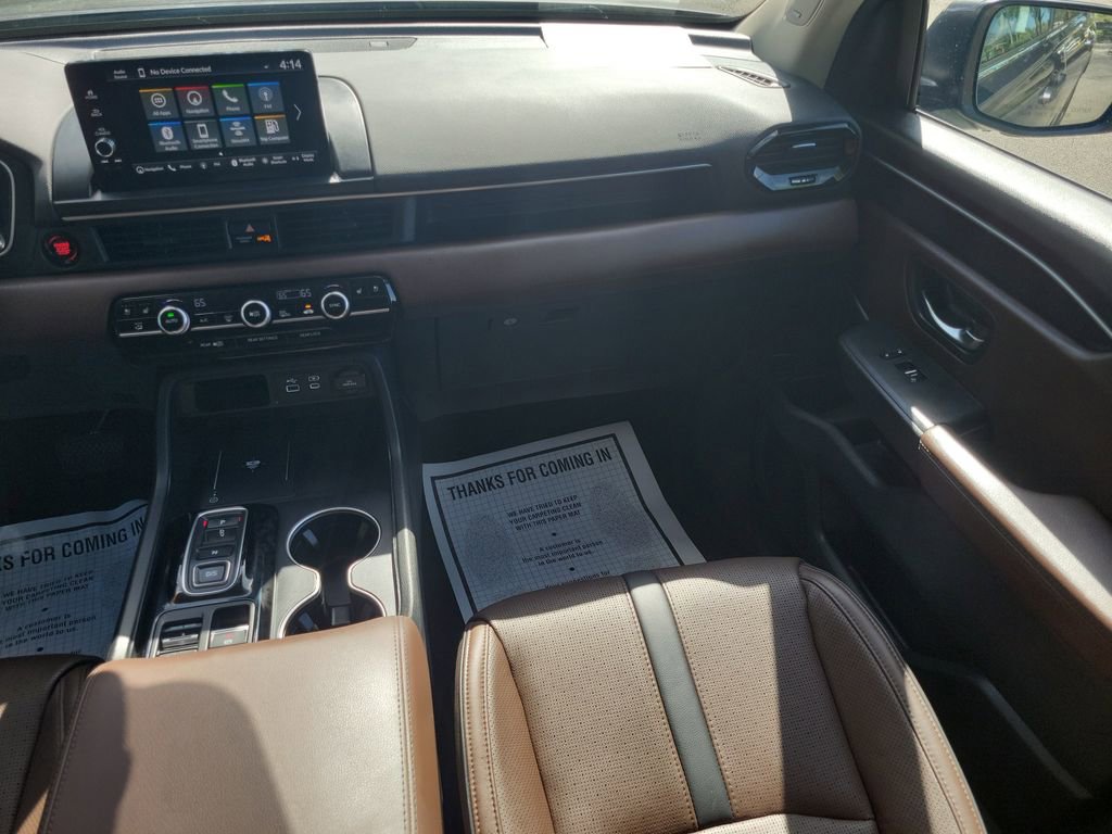 Used 2023 Honda Pilot Elite image 19