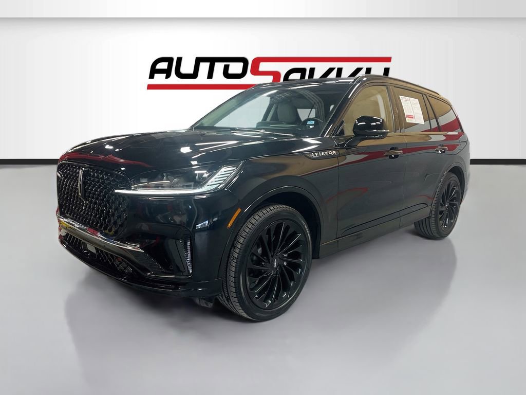 Used 2025 Lincoln Aviator Reserve w/ Equipment Group 201A AWD/4WD image 3