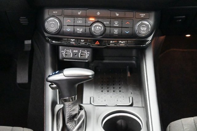 Used 2025 Dodge Durango R/T w/ Blacktop Package AWD/4WD image 23