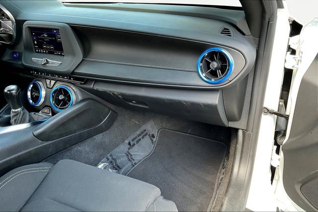 Used 2021 Chevrolet Camaro LT image 18