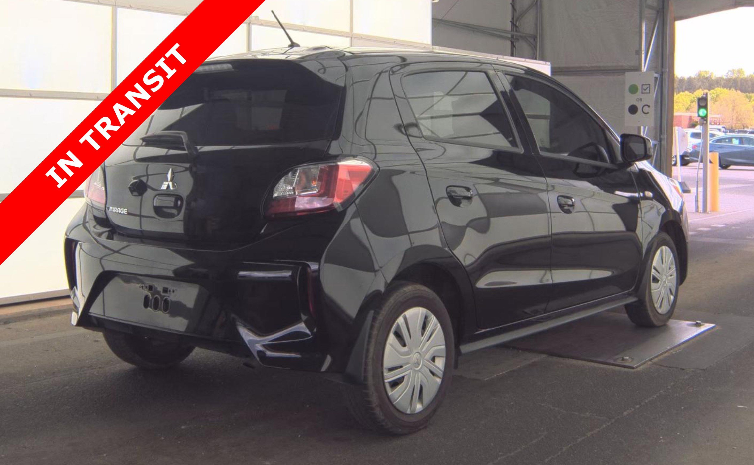 Used 2024 Mitsubishi Mirage ES image 5