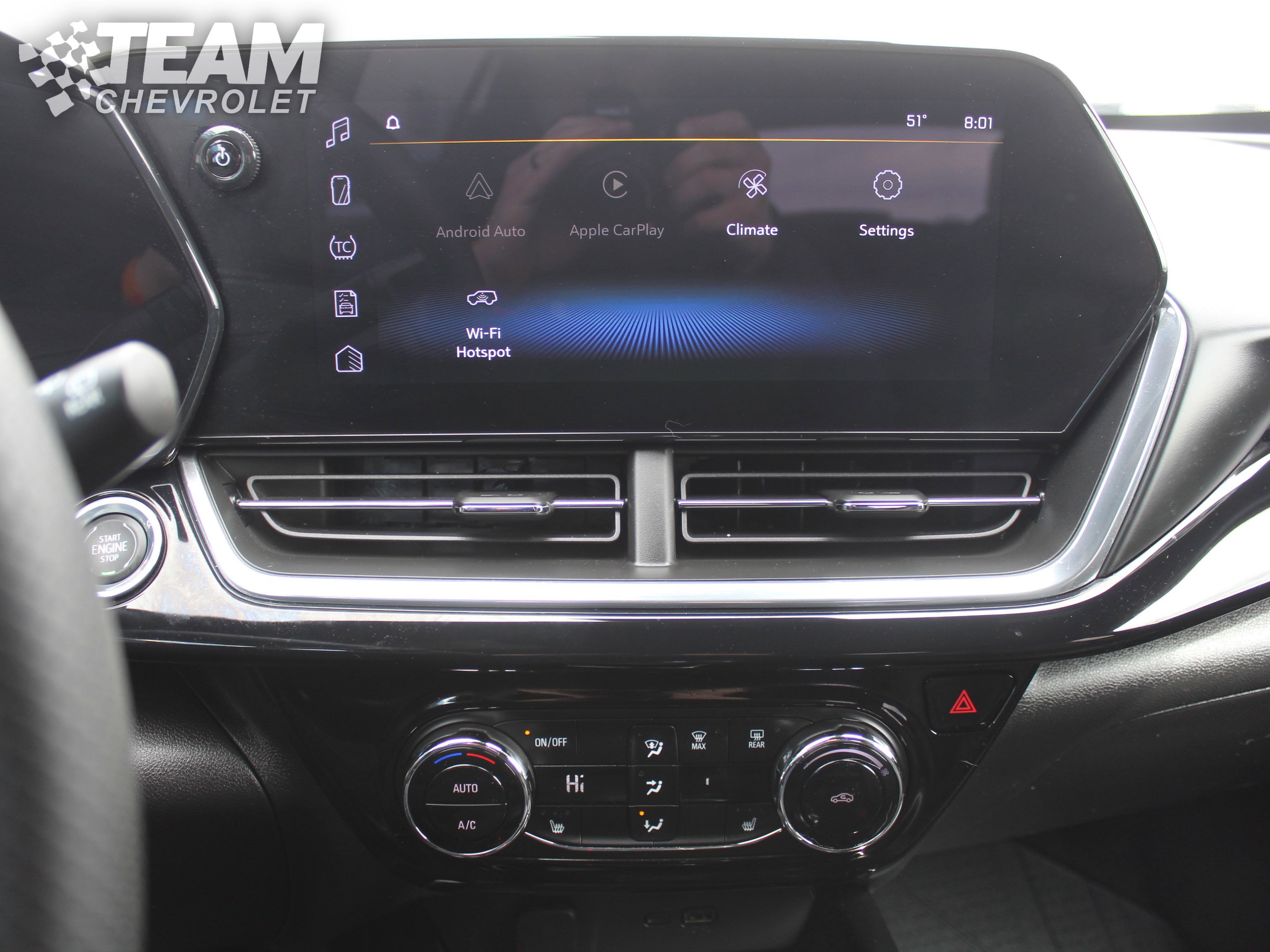 Used 2025 Chevrolet Trax RS w/ Driver Confidence Package image 15