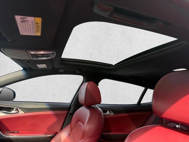 Used 2019 Kia Stinger GT2 AWD/4WD image 16