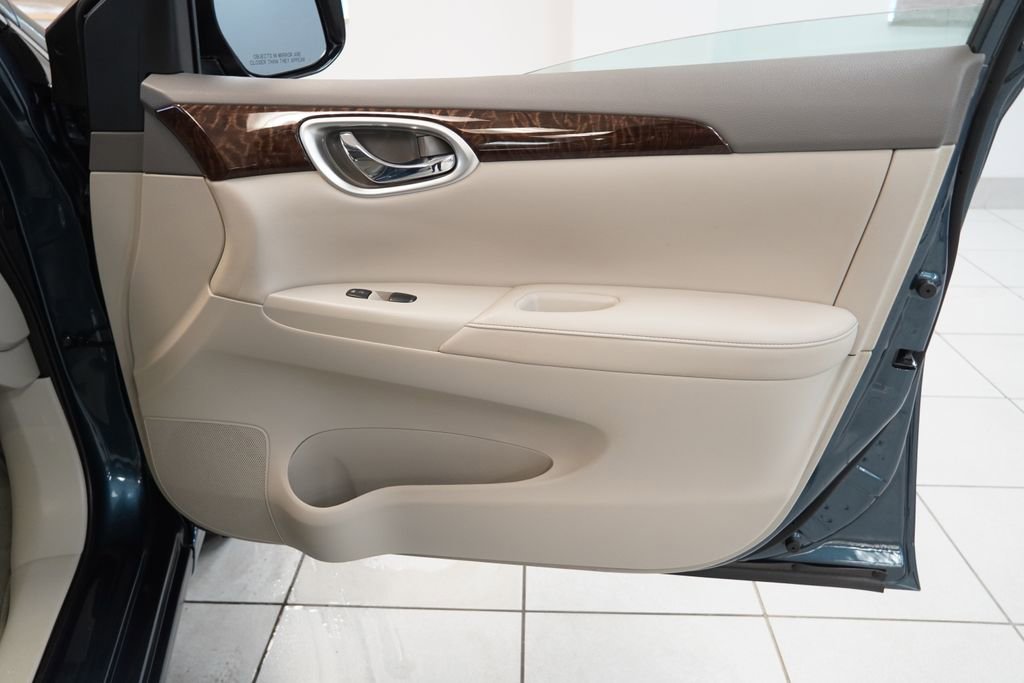 Used 2014 Nissan Sentra SL w/ Premium Package FWD image 30
