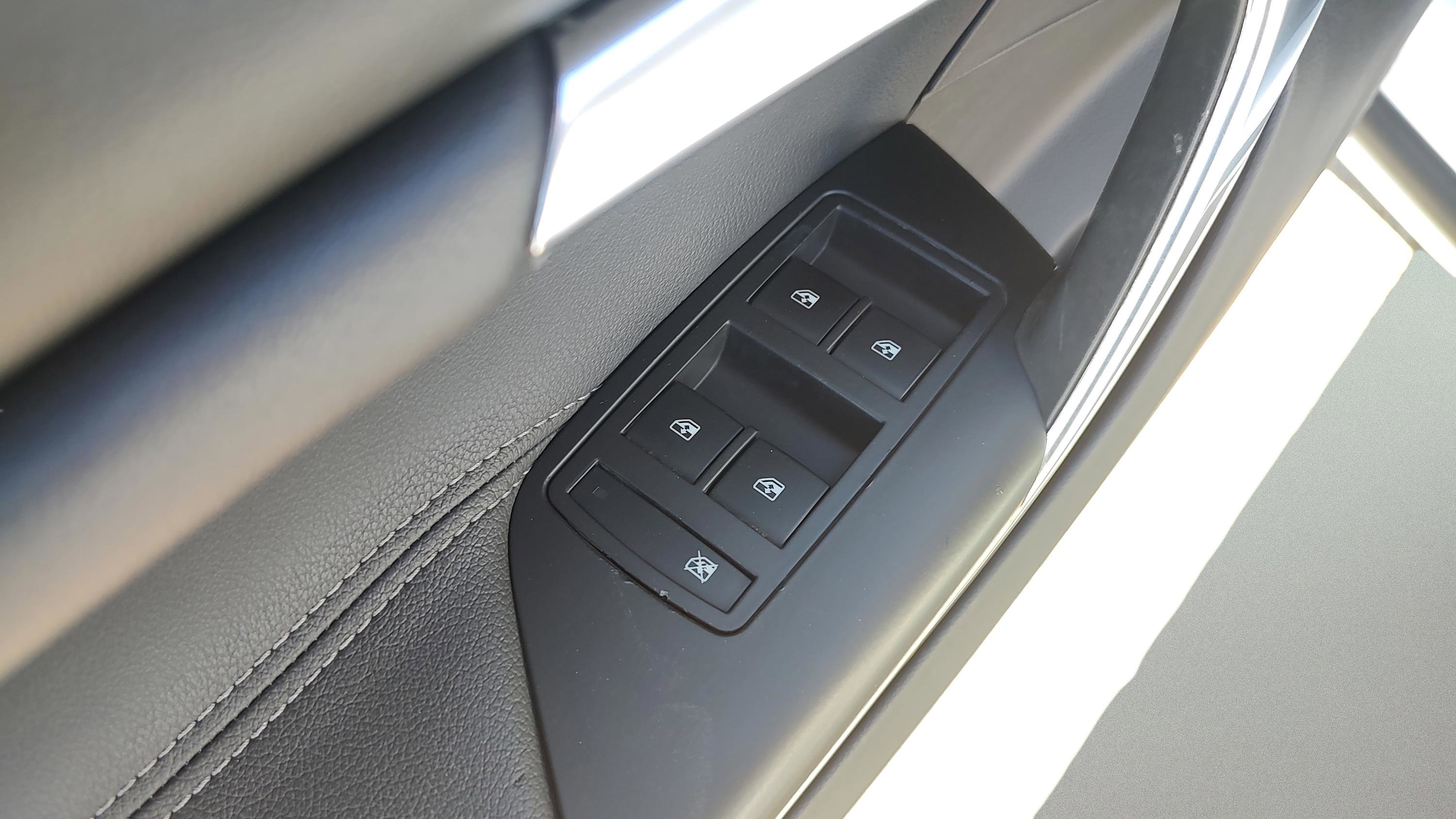 Used 2011 Buick Regal CXL Turbo w/ TO6 Preferred Equipment Group image 11